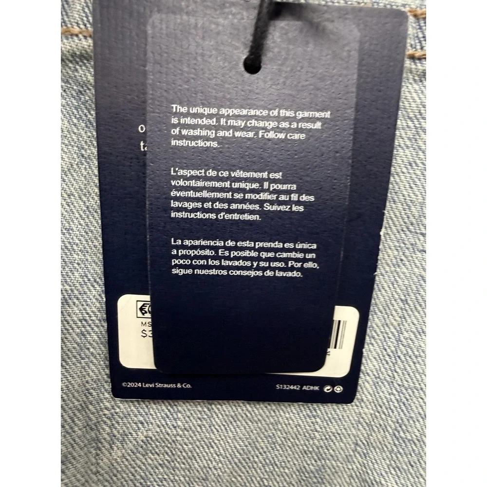 Levis ** please